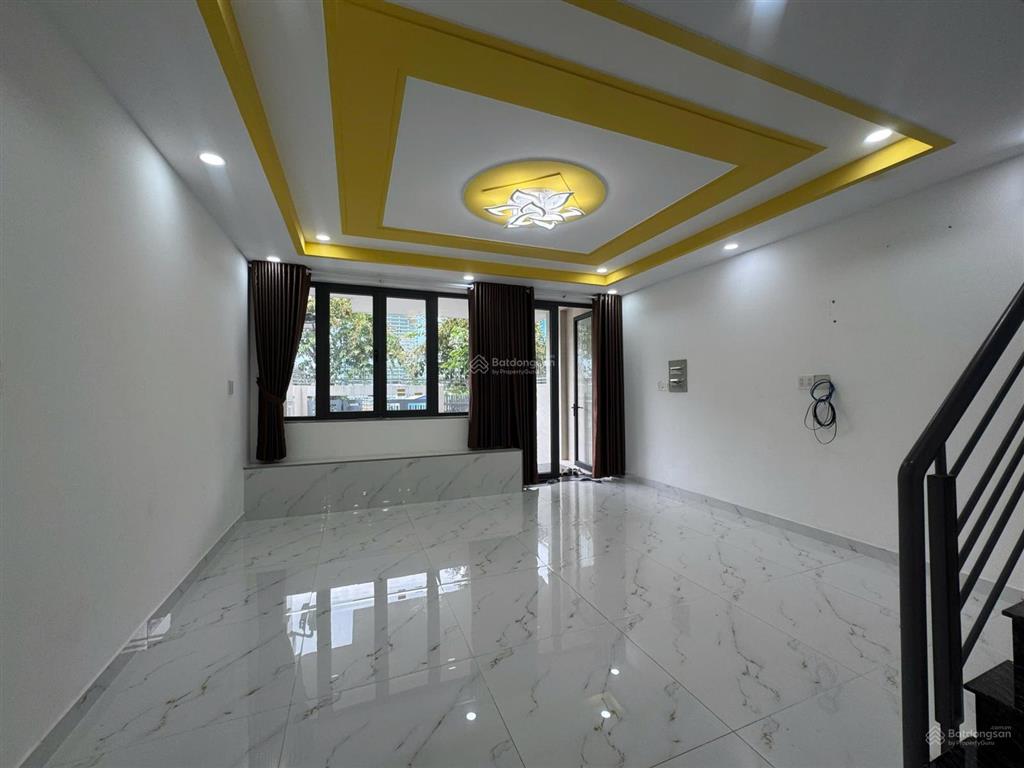 Nhà phố dương hồng garden sổ hồng riêng | không phí quản lý. giá chỉ 10,5 tỷ còn thương lượng