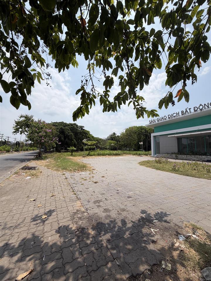 Nhà phố dương hồng garden sổ hồng riêng | không phí quản lý. giá chỉ 10,5 tỷ còn thương lượng