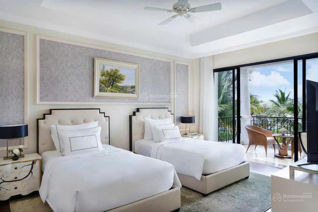 Bt vinpearl phú quốc 2 tầng 4 ngủ, view hồ lớn, còn 1 năm ck, giá 9,8 tỷ