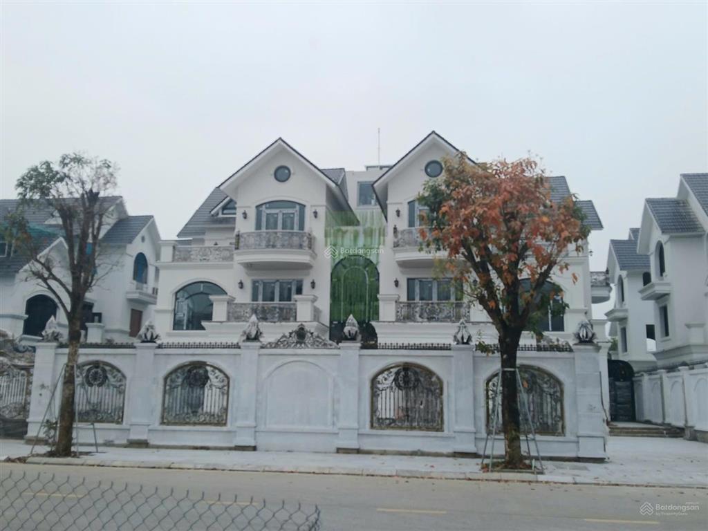 Bán biệt thự đơn lập khu c geleximco giá nhỉnh 140tr/m cả nhà và đất sổ đỏ sang tên luôn