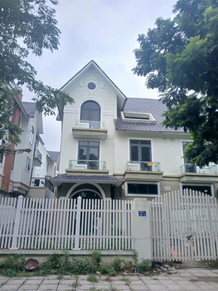 Bán biệt thự 260m ngay cạnh chung cư an bình đang xây  giữa khu c geleximco cực đắc địa