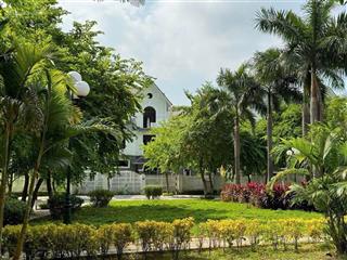 Bán gấp biệt thự 240m2, 56 tỷ tại khu b geleximco  lê trọng tấn, hà đông