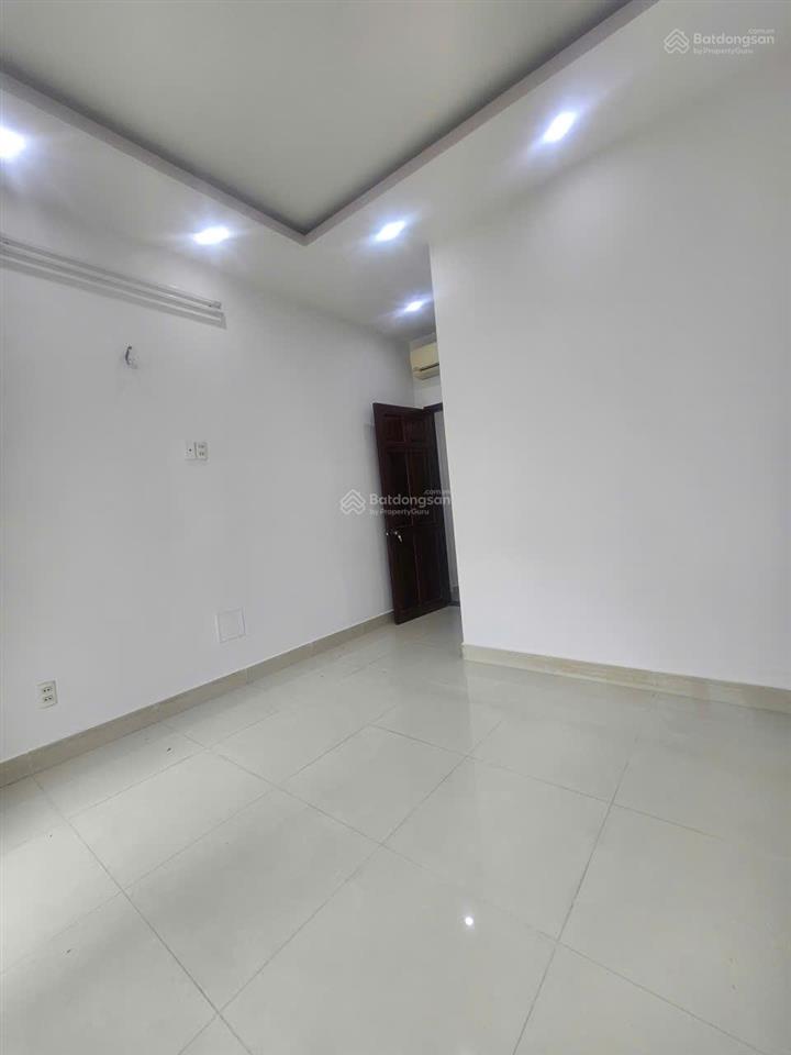Cần cho thuê nhà hẻm 41 trường chinh p. 11 q. tân bình ngay ngã tư bảy hiền