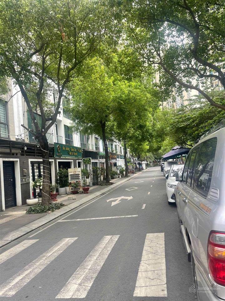 Cần cho thuê nhà mặt tiền đường số 6 trong khu cc hà đô p.12 q.10