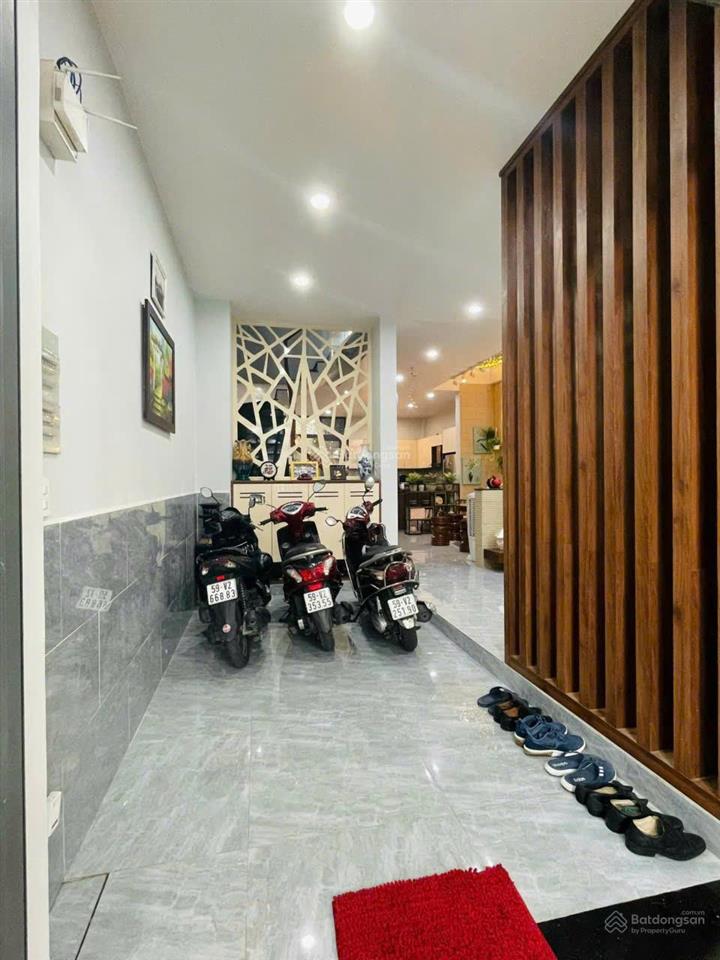 Cần cho thuê nhà hxh 100/2a lê quang định, p.14, q.bình thạnh, gần chợ bà chiểu