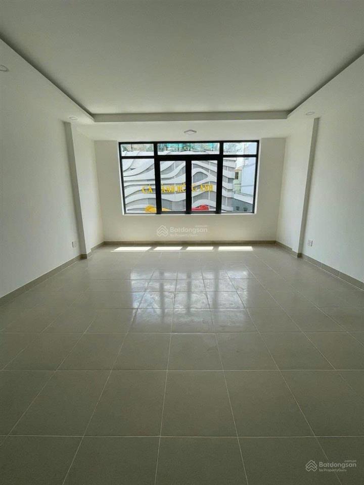 Cho thuê gấp nhà nguyên căn mt 128b bàu cát 1 gần đồng đen phường 14, quận tân bình.