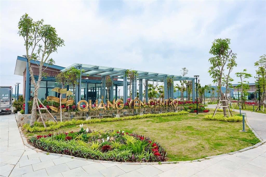 Sở hữu nhà phố trung tâm quảng yên cách nhà ga tàu cao tốc 10ph di chuyển giá chỉ hơn 4 tỷ