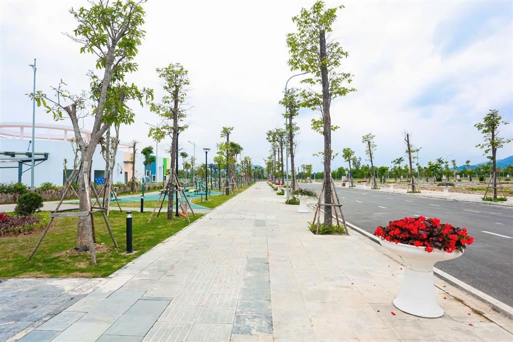 Nhà phố 4 tầng quảng yên centro đón sóng hạ tầng, giá chỉ hơn 4 tỷ