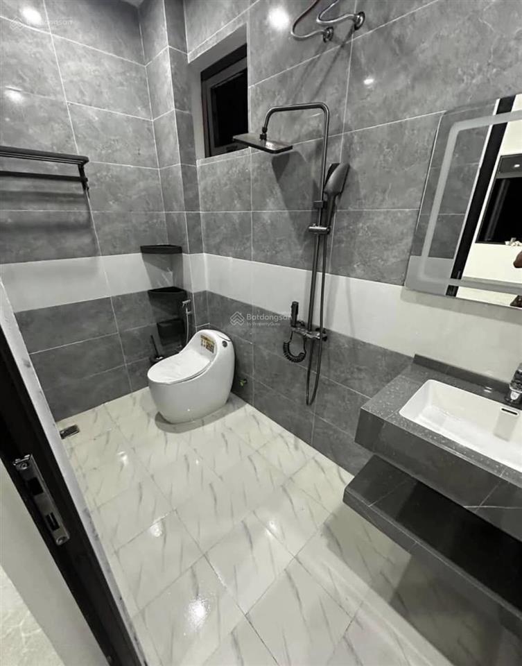 Nhà 3 tầng kiệt ô tô gần chợ mai full nội thất dọn vào ở ngay