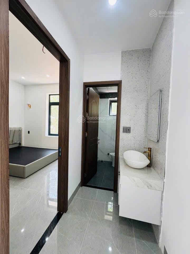 Nhà 2 tầng full nội thất đẹp dọn vào ở ngay giá chỉ 3 tỷ 0xx