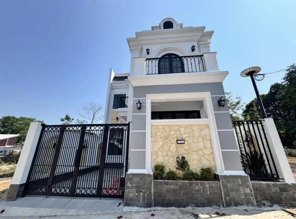Nhà 2 tầng full nội thất cạnh đường quy hoạch 43m cầu nguyễn hoàng