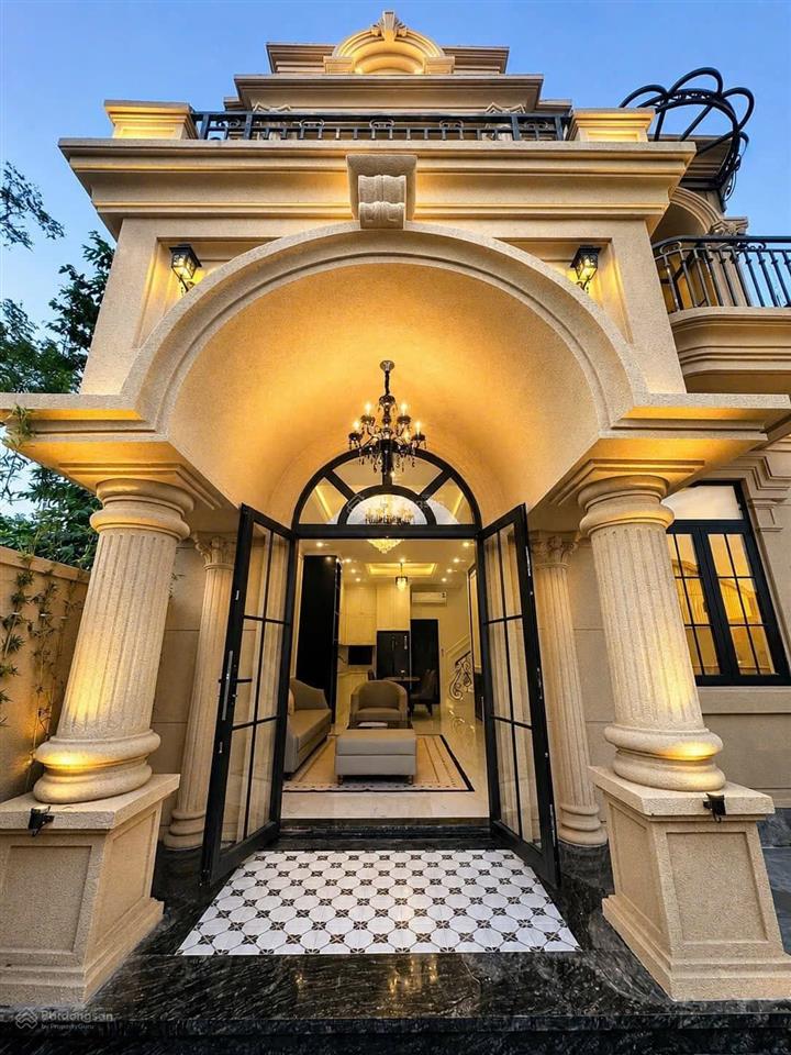 Nhà 3 tầng full nội thất gần các trường đại học huế