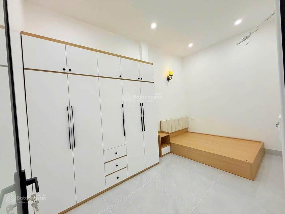 Nhà 2 tầng thủy xuân full nội thất thất dọn vào ở ngay