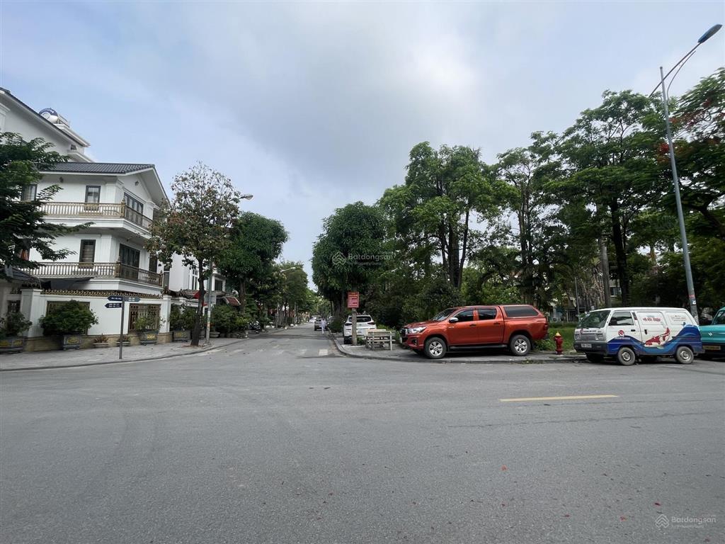 Bán lk văn phú hà đông,gần vườn hoa,trường học,dân trí cao,tiện ích ngập tràn,67.5m,4 tầng,18,5 tỷ