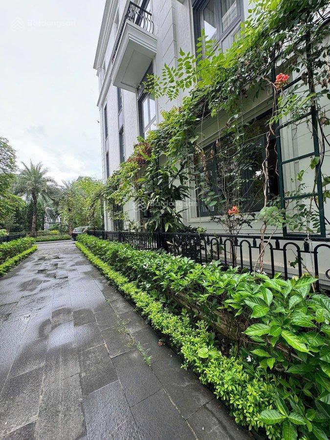 Biệt thự vip elegant park villa thạch bàn long biên, lô góc 216m2, full nội thất châu âu, 90 tỷ