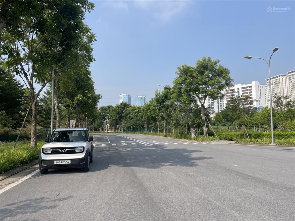 Bán gấp lk 120m², 3 tầng, khu ngọc lan park city hà đông, hn, full nội thất, giá 32,5 tỷ