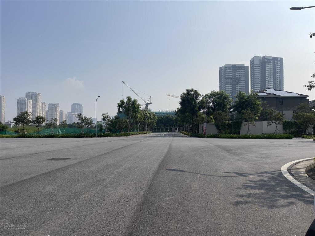 Bán gấp lk 120m², 3 tầng, khu ngọc lan park city hà đông, hn, full nội thất, giá 32,5 tỷ