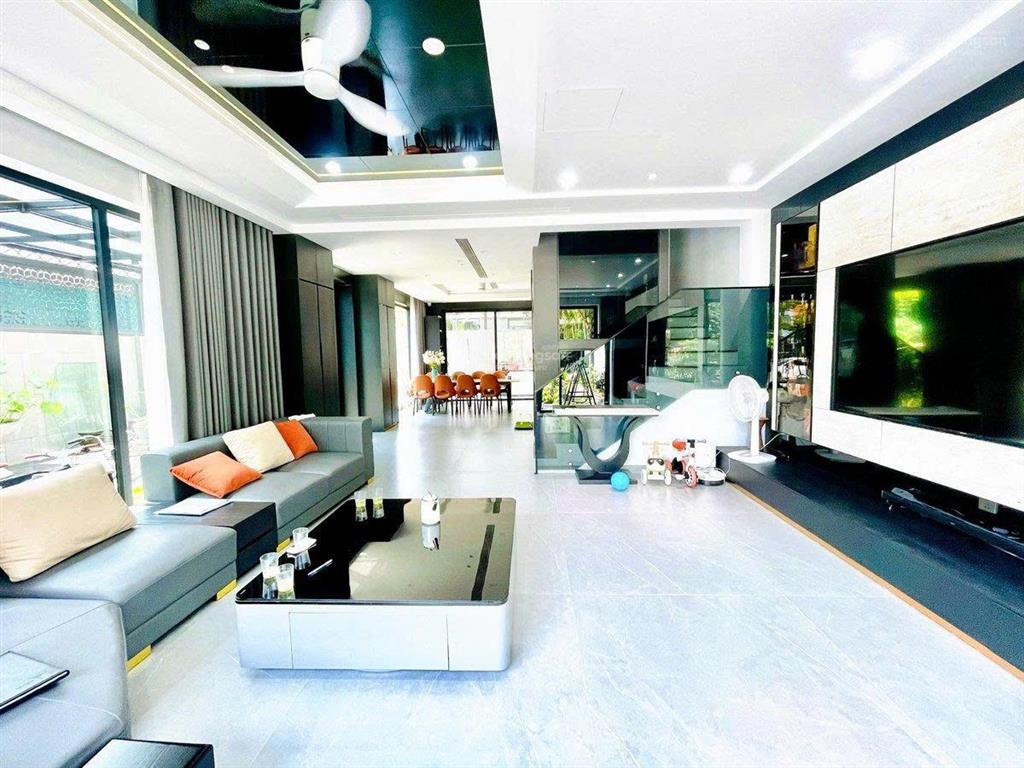 Bán bt vip 200m,4 tầng,thang máy,full nội thất,khu đô thị geleximco lê trọng tấn,hà đông.40 tỷ
