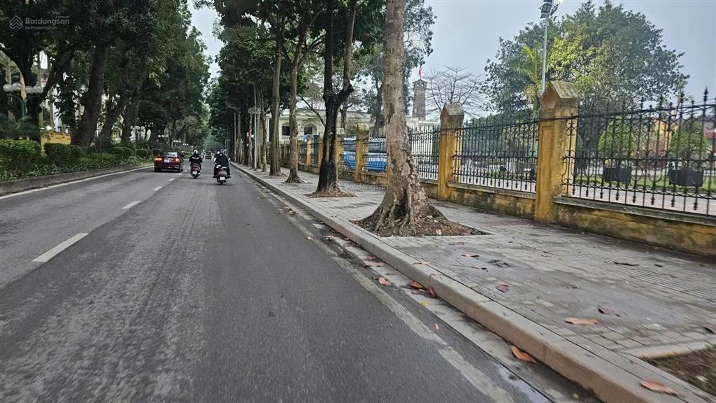 Siêu vip nguyễn tri phương, ba đình, 65m2, nhà 5 tầng, giá 69 tỷ