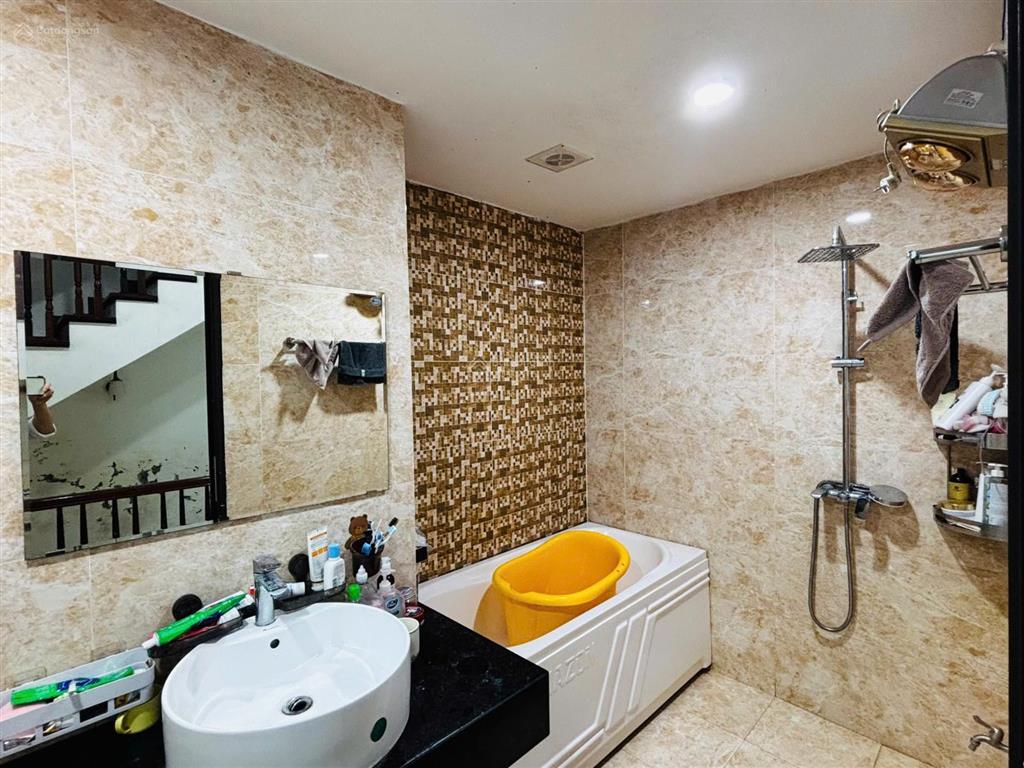 Bán nhà 5 tầng, 75m2 full nội thất kđt đô nghĩa, hà đông, (sol lake villa), 13.5 tỷ