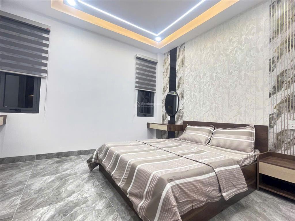 Nhà 3 tấm dĩ an 60m2, tiện ích đủ sẵn 3pn, full nội thất giá 5.2 tỷ có hỗ trợ vay