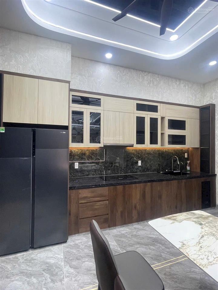 Nhà 3 tấm dĩ an 60m2, tiện ích đủ sẵn 3pn, full nội thất giá 5.2 tỷ có hỗ trợ vay