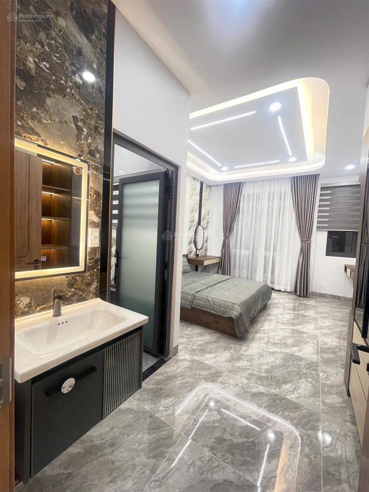 Nhà 3 tấm dĩ an 60m2, tiện ích đủ sẵn 3pn, full nội thất giá 5.2 tỷ có hỗ trợ vay