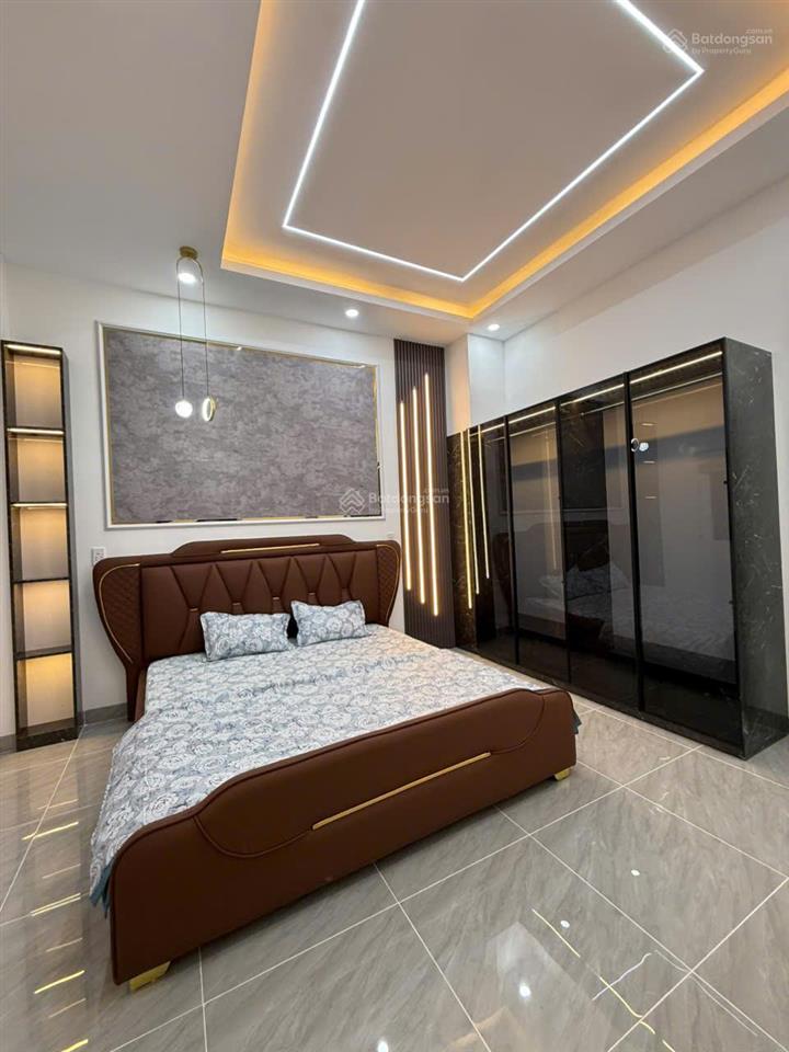 Bán nhà riêng sổ riêng căn góc 2 mặt tiền  vị trí dân trí cao