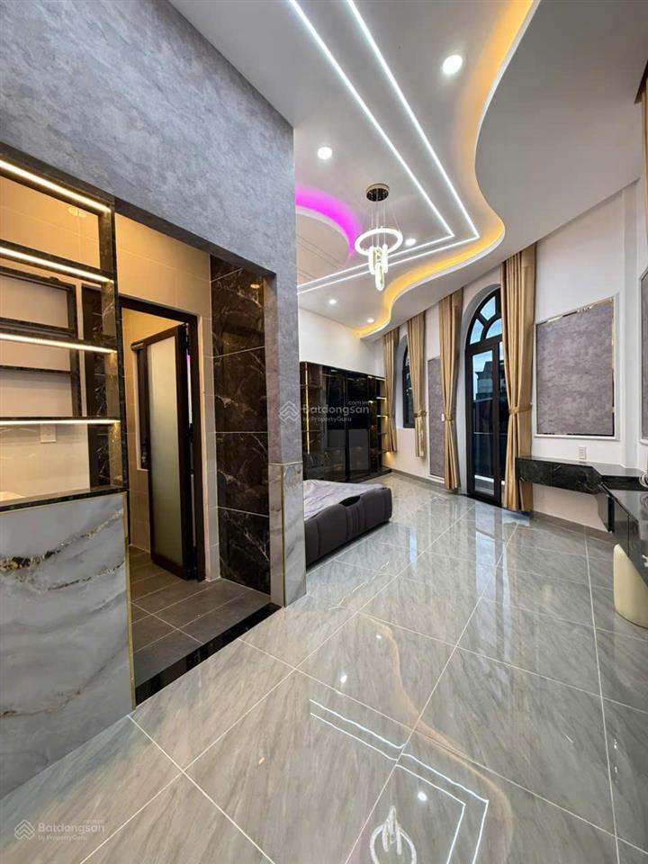 Bán nhà riêng sổ riêng căn góc 2 mặt tiền  vị trí dân trí cao