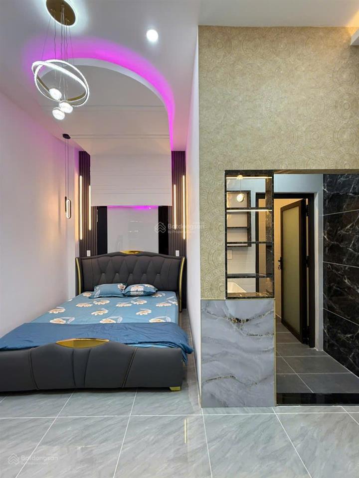 Bán nhà riêng sổ riêng căn góc 2 mặt tiền  vị trí dân trí cao