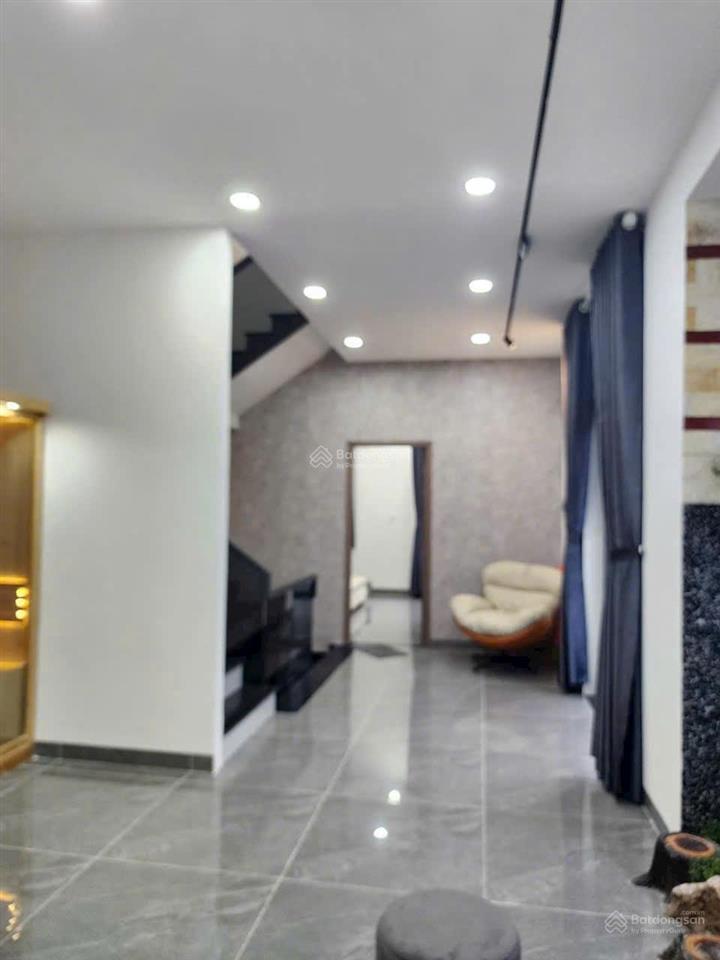 Bán nhà căn góc 2 mặt tiền  chính chủ 0812 611 ***