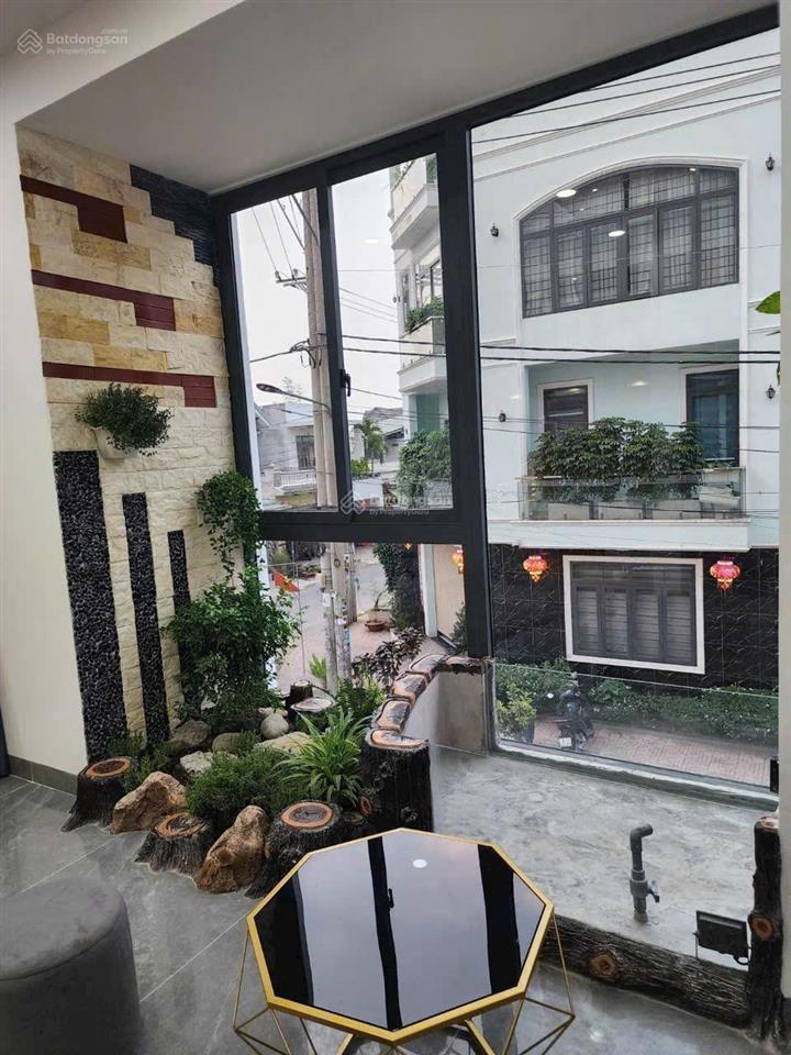 Bán nhà căn góc 2 mặt tiền  chính chủ 0812 611 ***