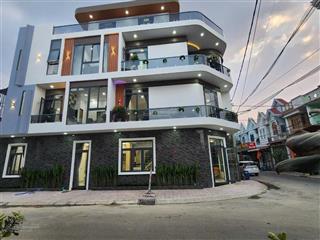 Bán nhà căn góc 2 mặt tiền  chính chủ 0812 611 ***