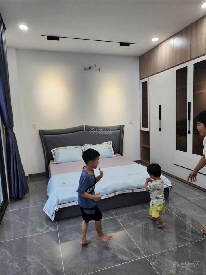 Bán nhà căn góc 2 mặt tiền  chính chủ 0812 611 ***