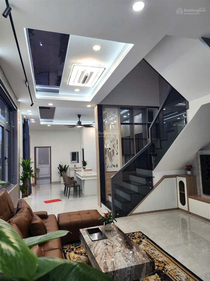 Bán nhà căn góc 2 mặt tiền  chính chủ 0812 611 ***