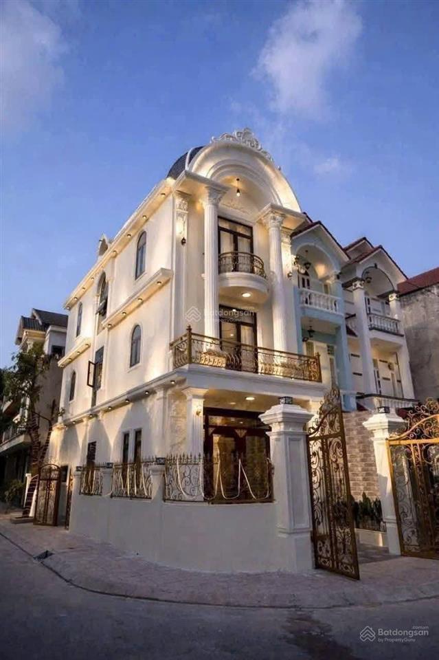 Cần bán nhà căn góc 2 mặt tiền  chính chủ 0812 611 ***