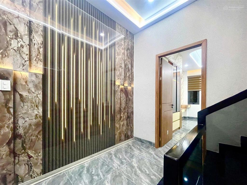 Chính chủ bán nhà 3 tấm  sổ riêng  hỗ trợ vay ngân hàng  nhà mới 100%