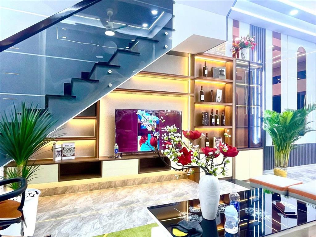 Chính chủ bán nhà 3 tấm  sổ riêng  hỗ trợ vay ngân hàng  nhà mới 100%