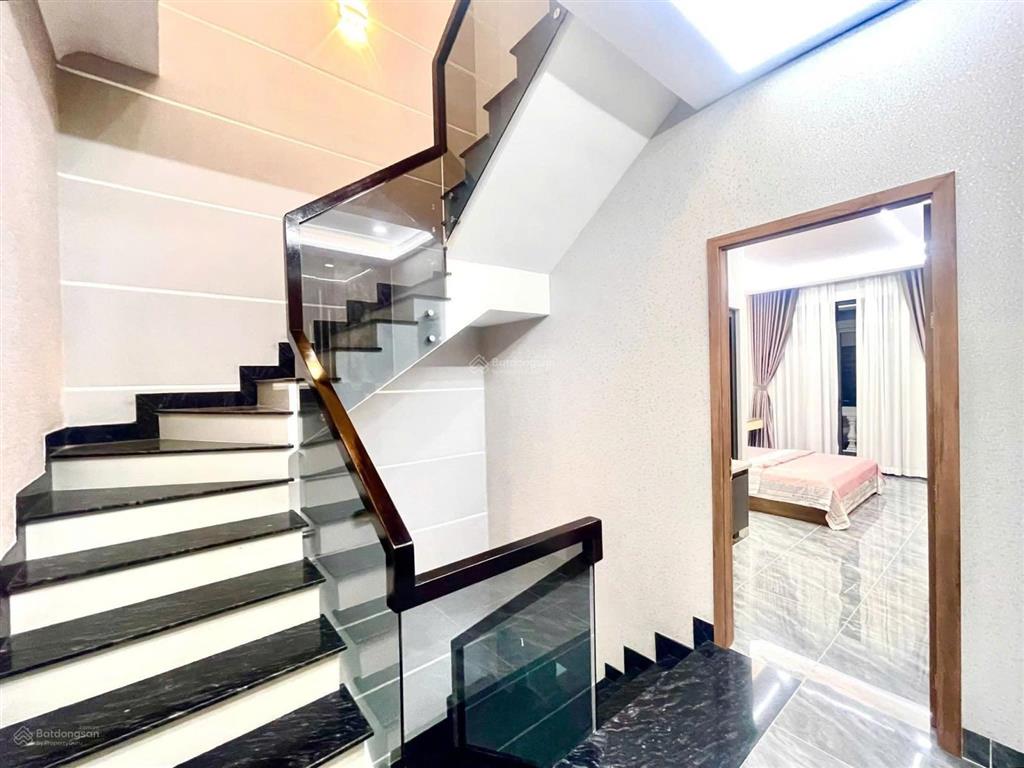 Chính chủ bán nhà 3 tấm  sổ riêng  hỗ trợ vay ngân hàng  nhà mới 100%