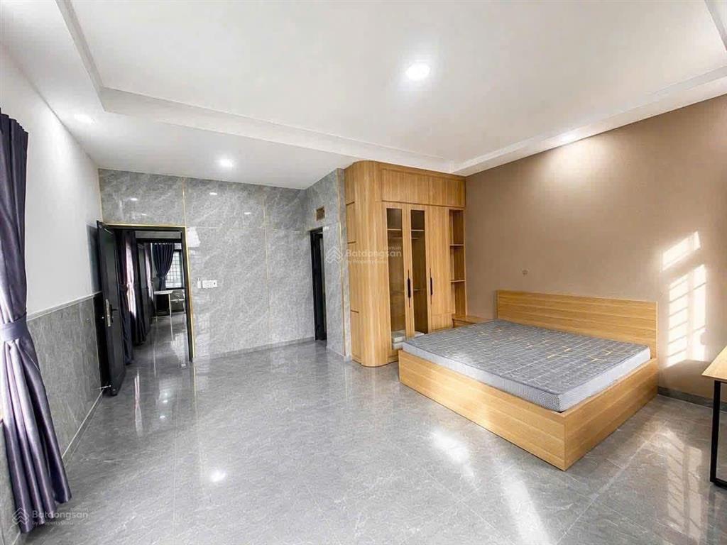 Cho thuê nhà 3 tấm  đoạn liên huyện và phan đình giót