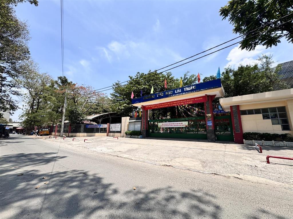 Chính chủ bán nhanh căn 1pn happy one mori bao thuế phí  tầng cao view đẹp