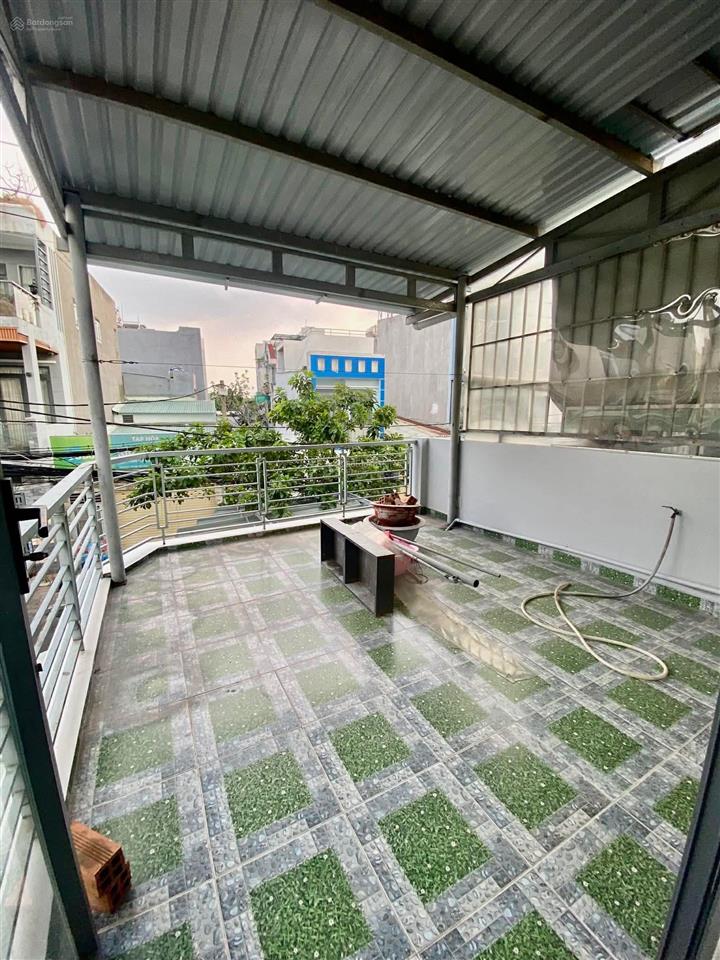 Bán nhà góc 2 mặt tiền đường lâm thị hố quận 12 kinh doanh đa ngành giá 4tỉ1