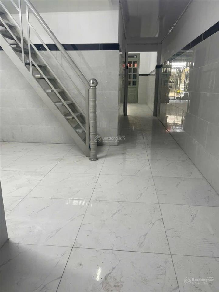 Bán nhà mặt tiền nguyễn thị thơi quận 12  oto ngủ trong nhà ngang 4 dài 18 giá 6t69