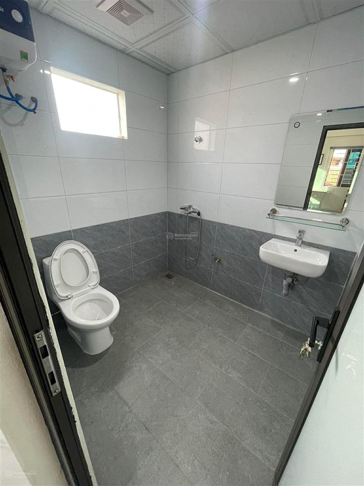 Chính chủ cho thuê phòng full đồ ở 45ng thoải mái. chỗ để xe riêng an toàn. tủ lạnh máy giặt riêng