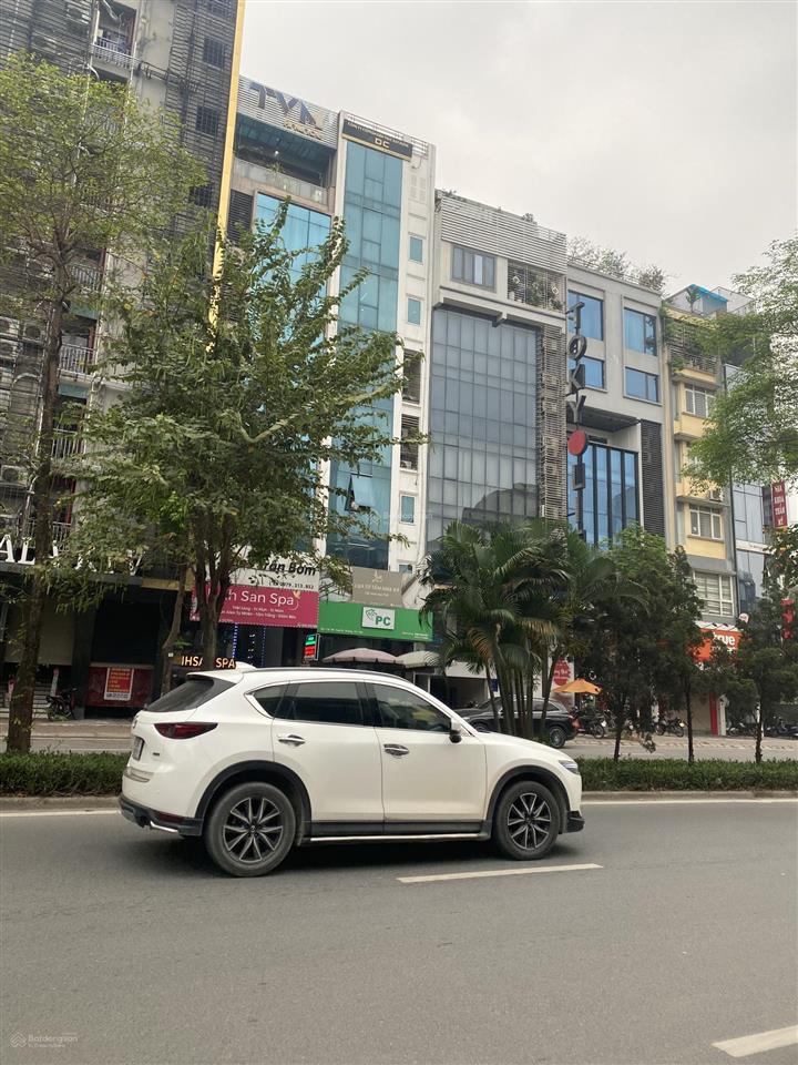 Sàn vp 80m2  sang  xịn  mịn giá cực tốt