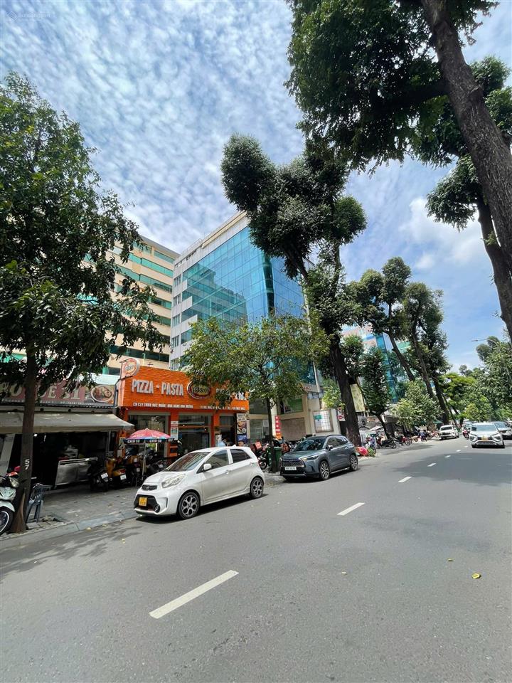 Tòa văn phòng mạc đĩnh chi  ngay nhà thờ đức bà quận 1  hầm 10 tầng dt 250m2 (10x25m) giá 239 tỷ