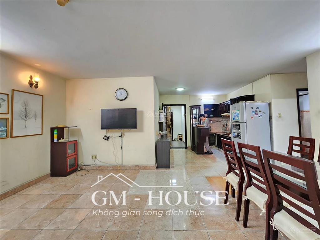 Cho thuê căn hộ chung cư tại d5, p25, q. bình thạnh, 14 triệu/tháng, 100m2, 3pn, 2wc