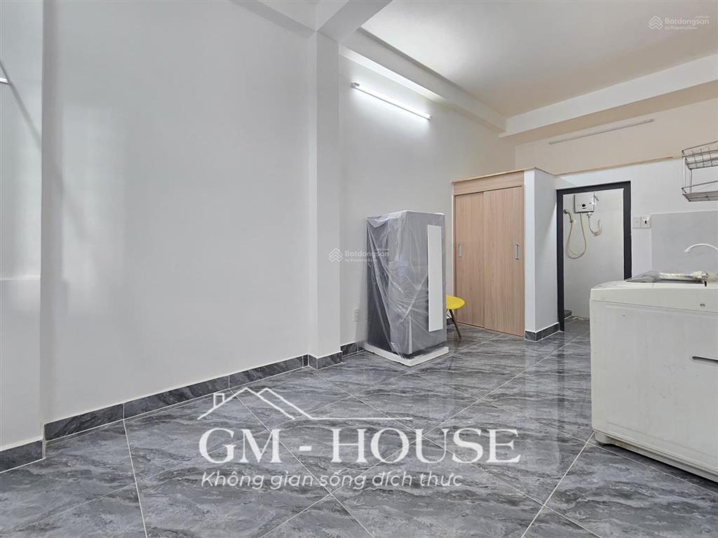 Cho thuê phòng trọ 20m2 tại đào duy anh, 4,5 triệu, đầy đủ tiện nghi