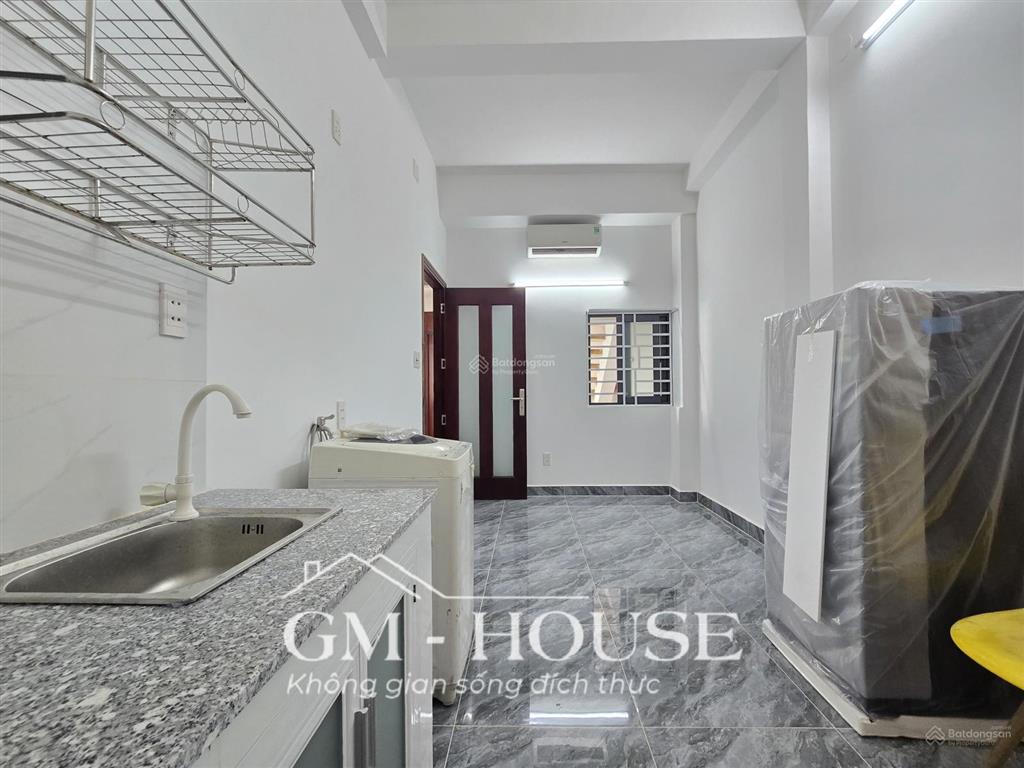 Cho thuê phòng trọ 20m2 tại đào duy anh, 4,5 triệu, đầy đủ tiện nghi