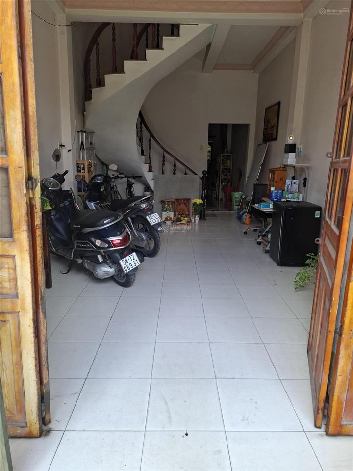 Cho nữ thuê phòng 24m2 full nội thất sát bên đại học uef cách vòng xoay đbp chỉ vài trăm mét bao rẻ